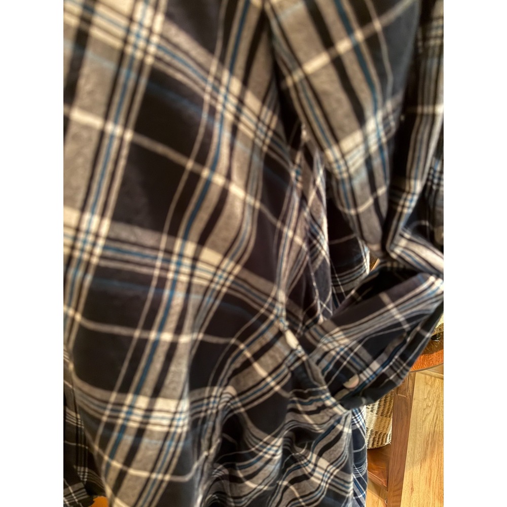 Extra large plaid button up flair shirt by Tulip - Picture 8 of 16